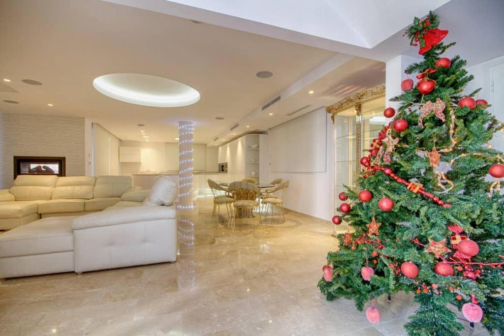 Villa Ocean View Portals Nous  Luaran gambar