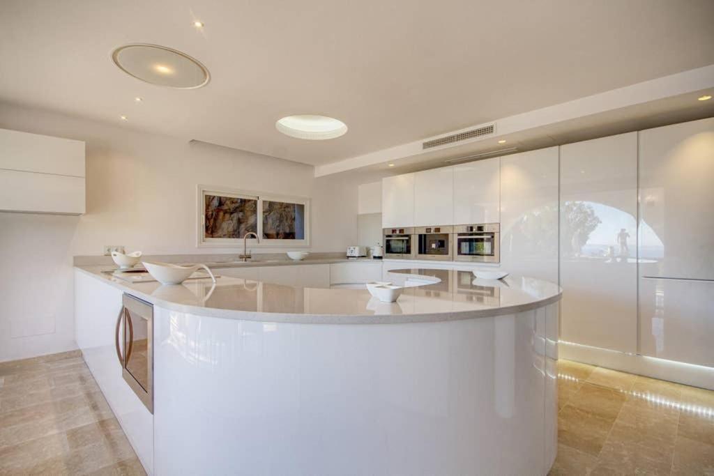 Villa Ocean View Portals Nous  Luaran gambar