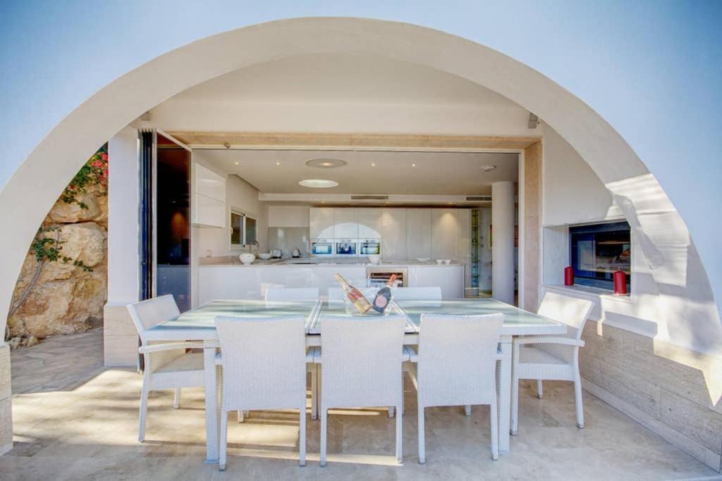 Villa Ocean View Portals Nous  Luaran gambar