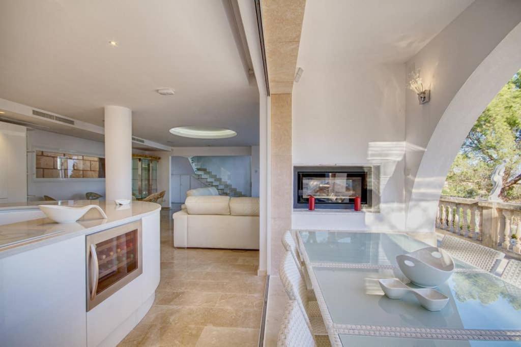 Villa Ocean View Portals Nous  Luaran gambar
